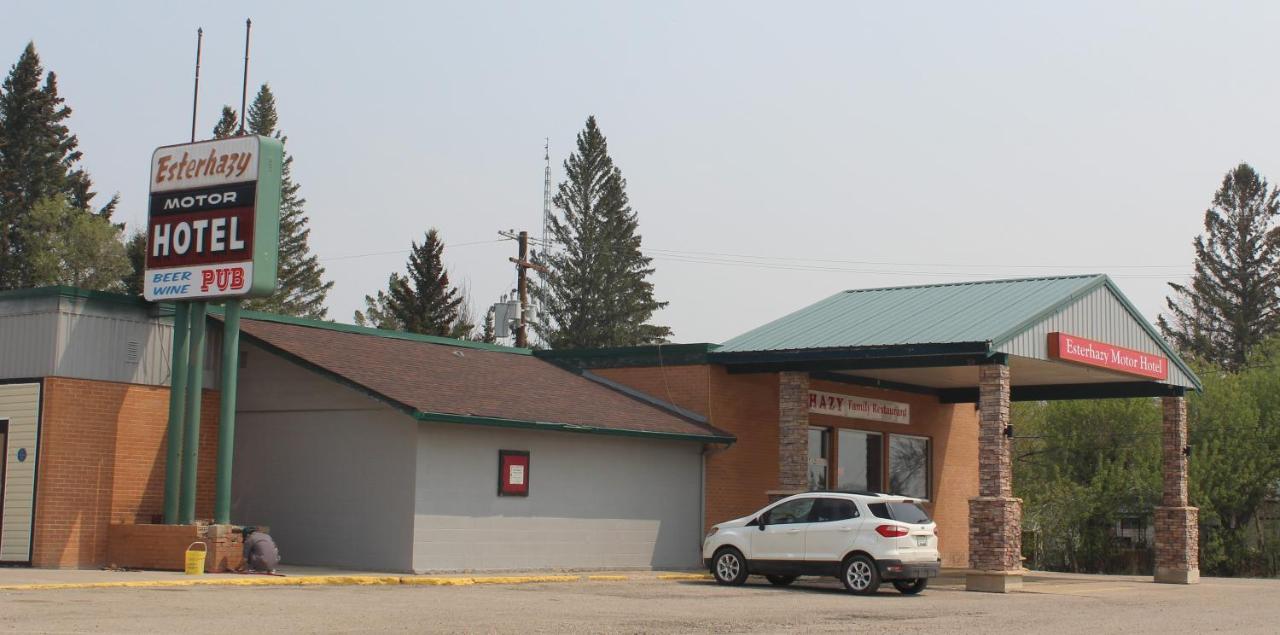 Esterhazy Motor Hotel Exterior photo